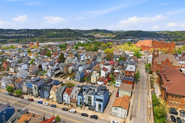 3945 Liberty Ave, Lawrenceville, PA 15224