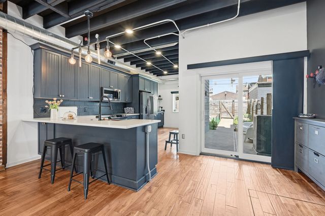 3945 Liberty Ave, Lawrenceville, PA 15224