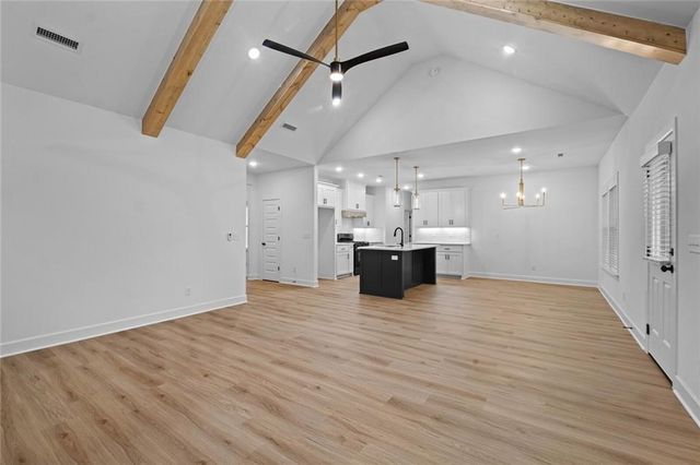 2 Ellwood Circle, Bella Vista, AR 72715