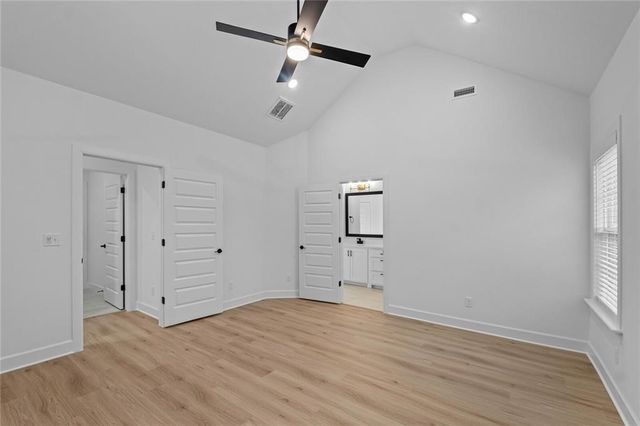 2 Ellwood Circle, Bella Vista, AR 72715