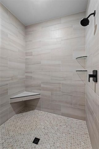 2 Ellwood Circle, Bella Vista, AR 72715