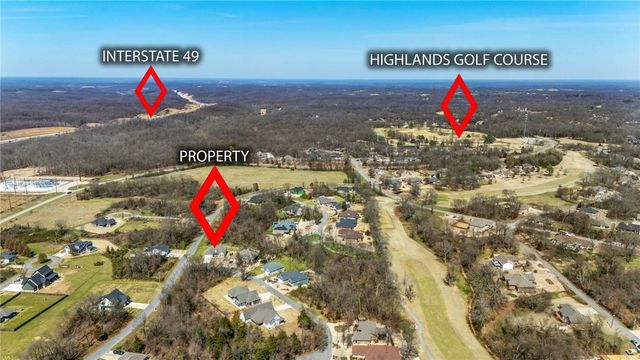 2 Ellwood Circle, Bella Vista, AR 72715