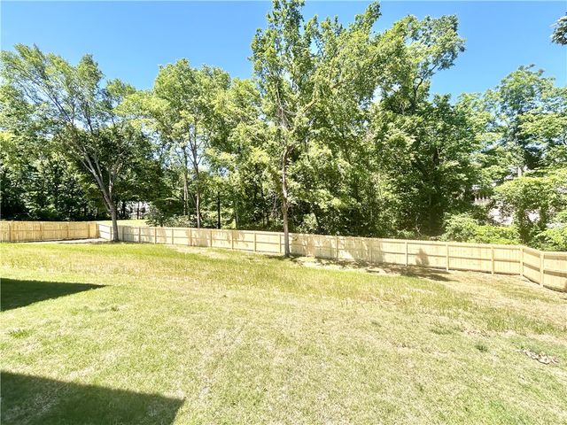 2 Ellwood Circle, Bella Vista, AR 72715