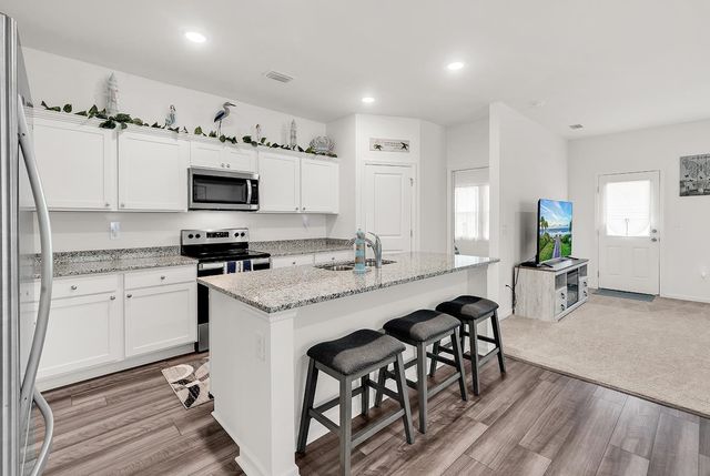 169 Linares St., Loris, SC 29569