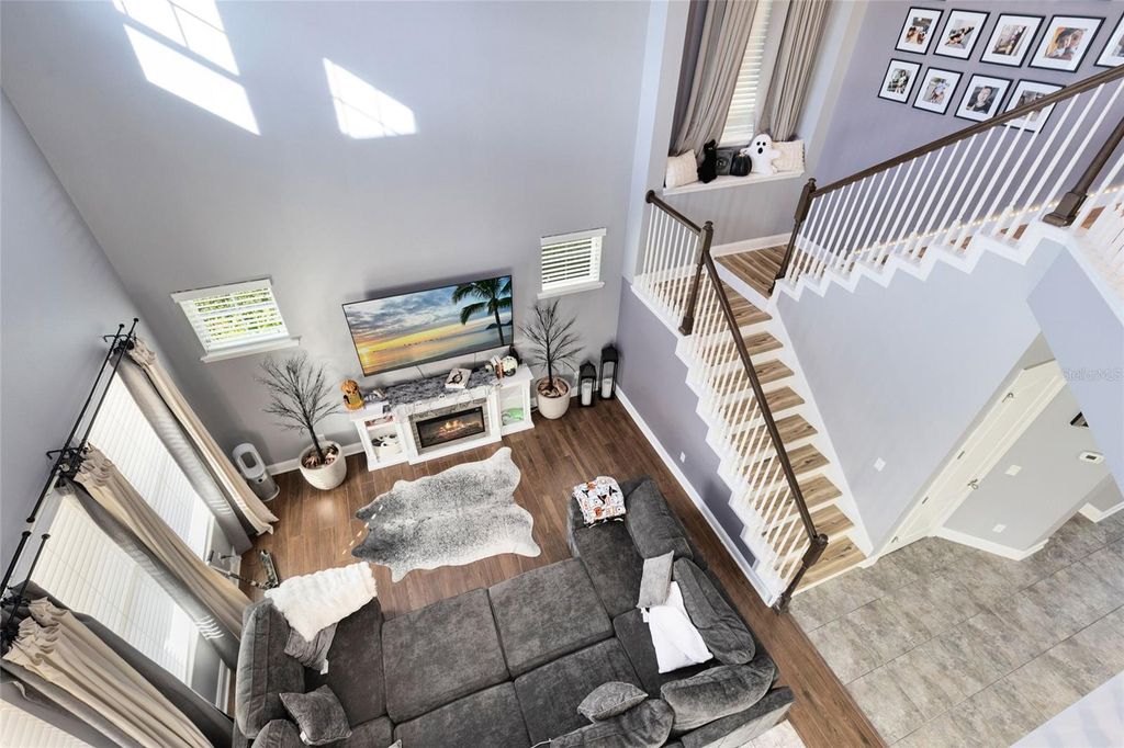 Image 16 of property listing at 8556 TAVISTOCK LAKES BOULEVARD, Orlando, FL 32827