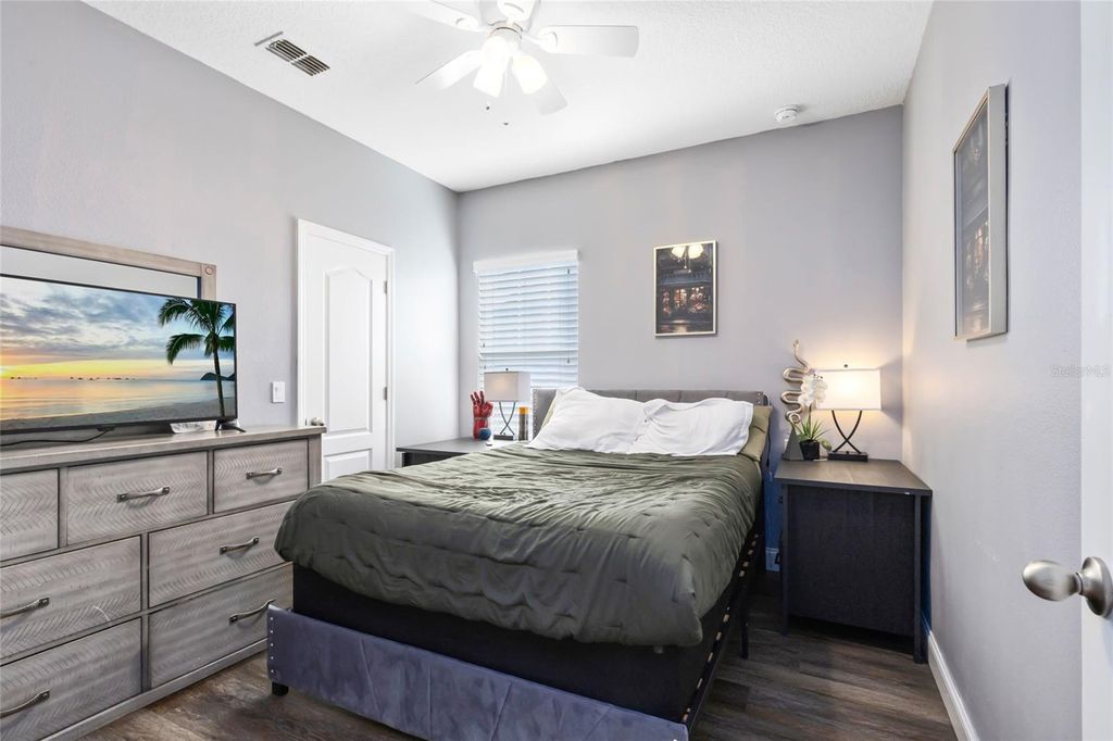 Image 22 of property listing at 8556 TAVISTOCK LAKES BOULEVARD, Orlando, FL 32827