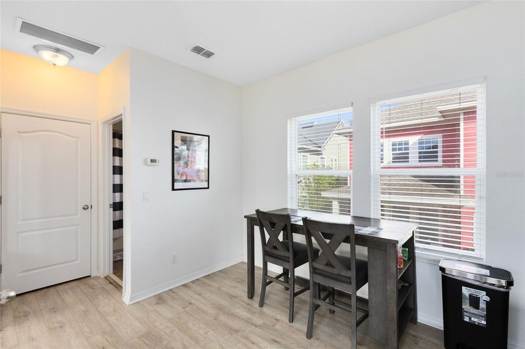 Image 32 of property listing at 8556 TAVISTOCK LAKES BOULEVARD, Orlando, FL 32827