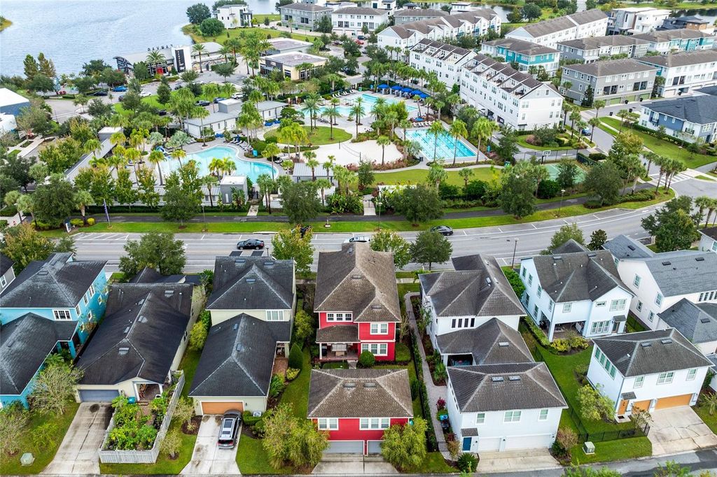 Image 37 of property listing at 8556 TAVISTOCK LAKES BOULEVARD, Orlando, FL 32827