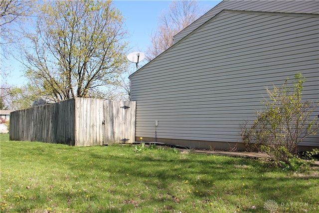 5607 Chukar Drive, Dayton, OH 45424