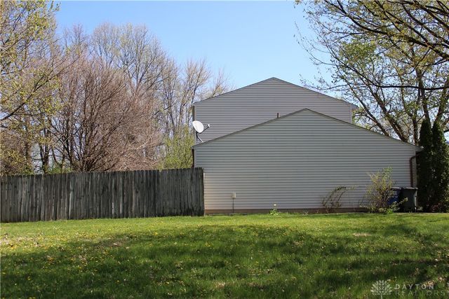 5607 Chukar Drive, Dayton, OH 45424