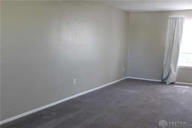 5607 Chukar Drive, Dayton, OH 45424