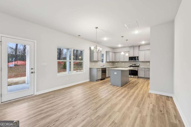 3715 Heron Creek Court, Loganville, GA 30052