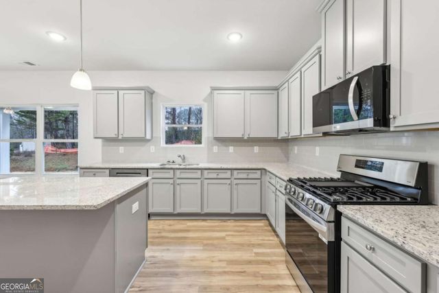 3715 Heron Creek Court, Loganville, GA 30052