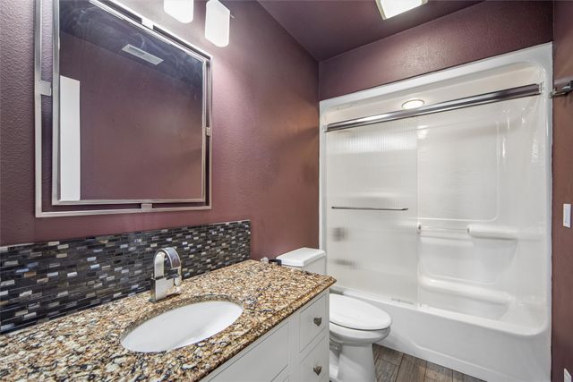 3423 Honeysuckle Road, Ames, IA 50014