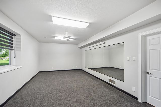 3423 Honeysuckle Road, Ames, IA 50014