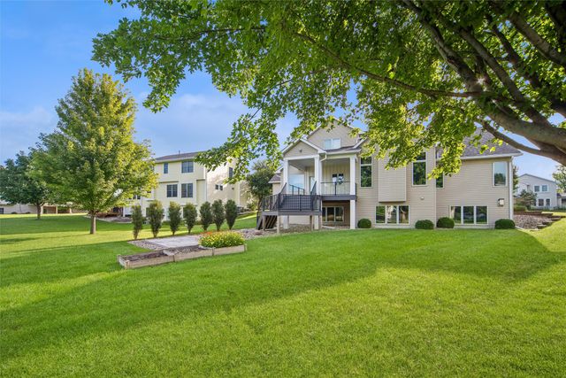 3423 Honeysuckle Road, Ames, IA 50014