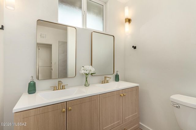 7031 E Baker Street, Tucson, AZ 85710