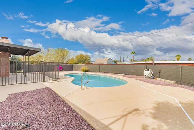 7031 E Baker Street, Tucson, AZ 85710