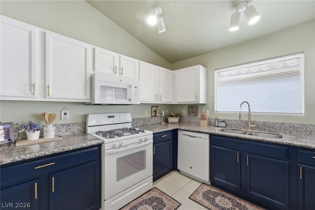 5698 Crowbush Cove Place, Las Vegas, NV 89122