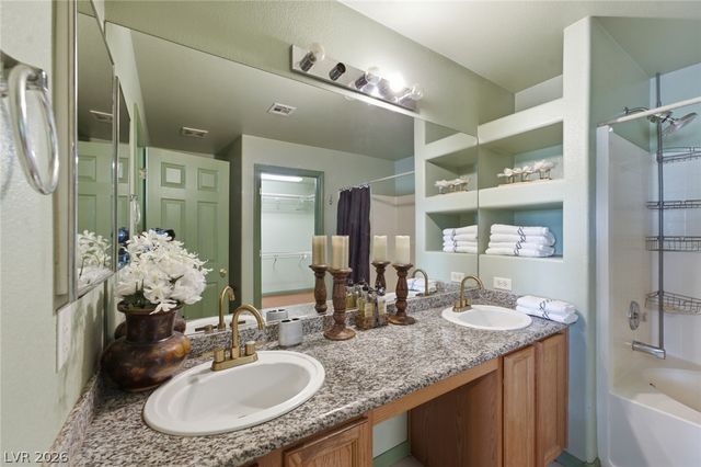 5698 Crowbush Cove Place, Las Vegas, NV 89122