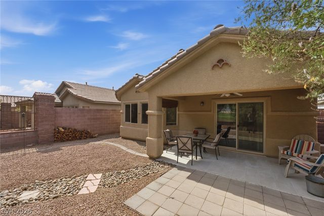 5698 Crowbush Cove Place, Las Vegas, NV 89122
