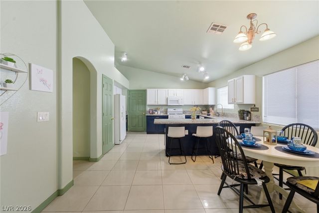 5698 Crowbush Cove Place, Las Vegas, NV 89122