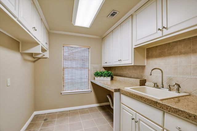 4011 N Hills DR, Austin, TX 78731