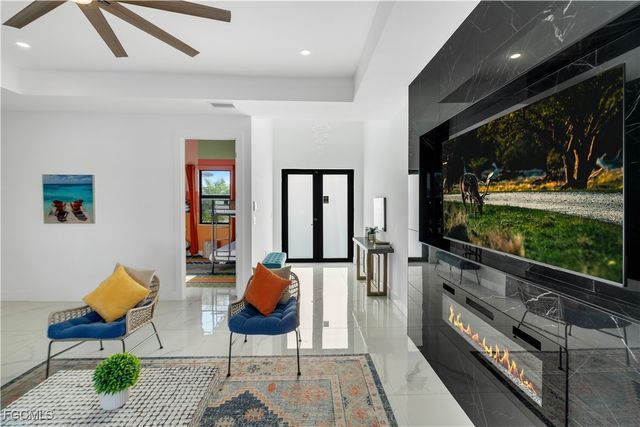 348 El Dorado BLVD S, Cape Coral, FL 33991