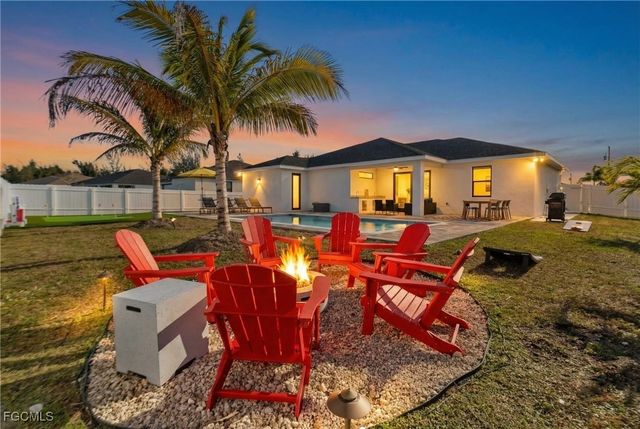 348 El Dorado BLVD S, Cape Coral, FL 33991