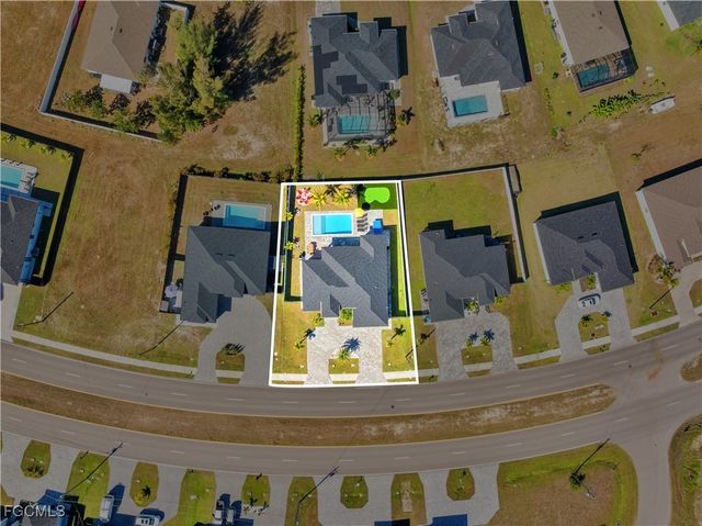 348 El Dorado BLVD S, Cape Coral, FL 33991