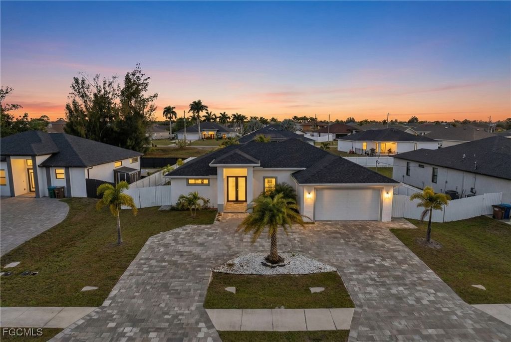 348 El Dorado BLVD S, Cape Coral, FL 33991