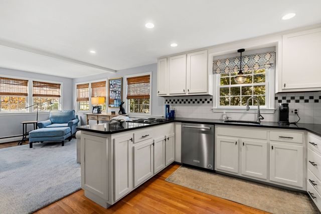 3 Larch Avenue, Salem, MA 01970