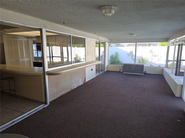 915 60TH ST W, Bradenton, FL 34209