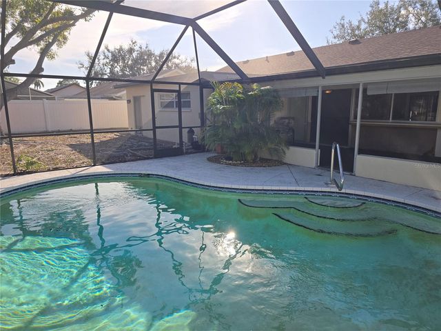 915 60TH ST W, Bradenton, FL 34209