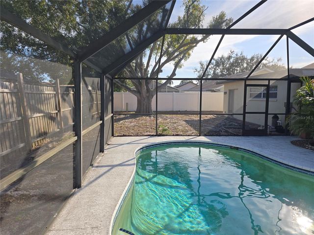 915 60TH ST W, Bradenton, FL 34209