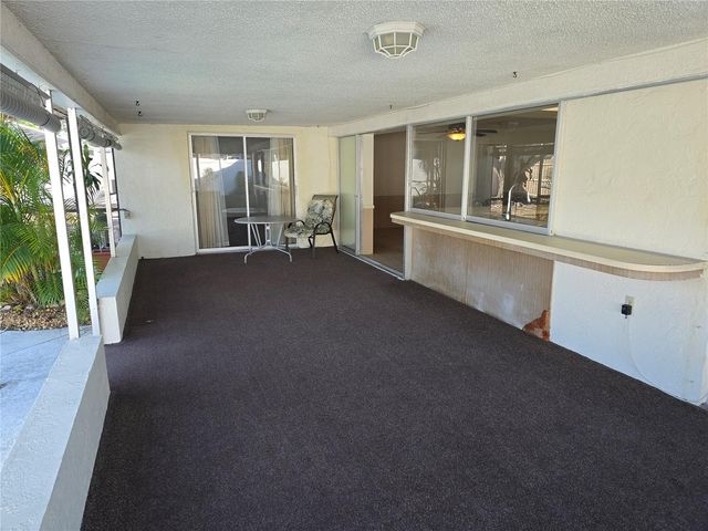 915 60TH ST W, Bradenton, FL 34209