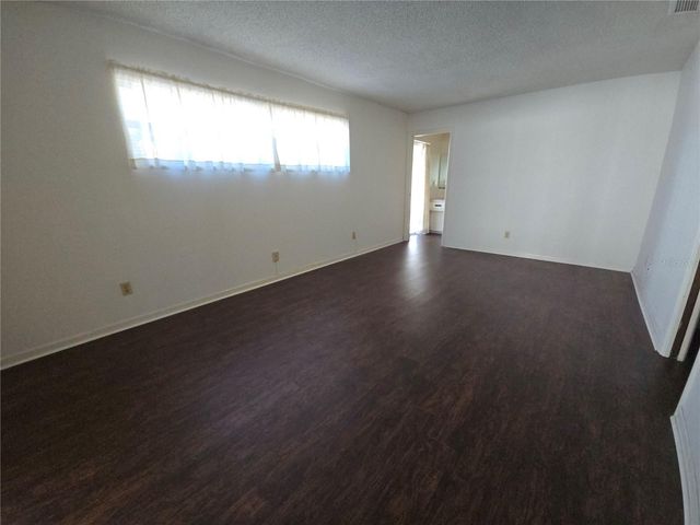 915 60TH ST W, Bradenton, FL 34209