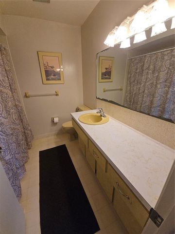 915 60TH ST W, Bradenton, FL 34209