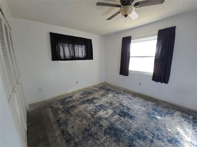 915 60TH ST W, Bradenton, FL 34209