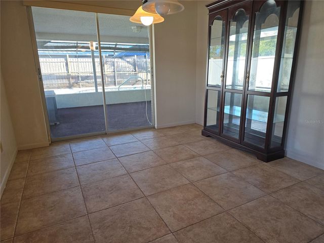 915 60TH ST W, Bradenton, FL 34209