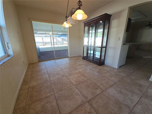 915 60TH ST W, Bradenton, FL 34209