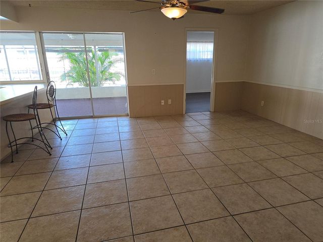 915 60TH ST W, Bradenton, FL 34209