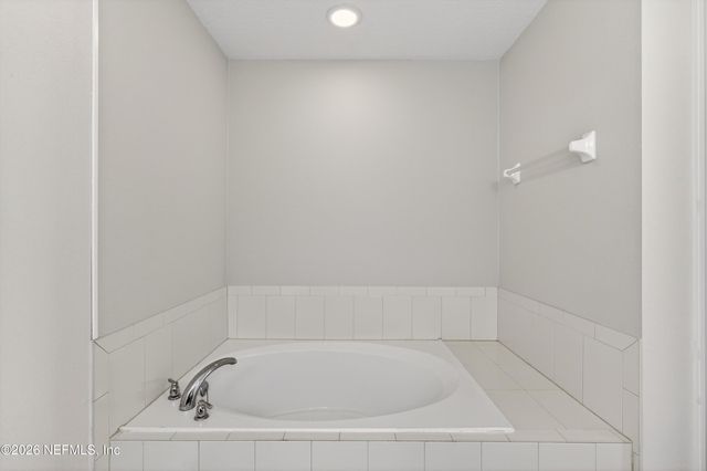 5000 MAGNOLIA VALLEY Drive, Jacksonville, FL 32210