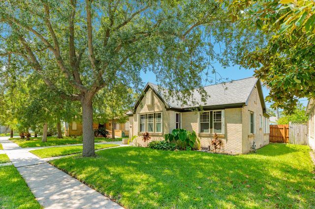 4910 Wharton Drive, Galveston, TX 77551