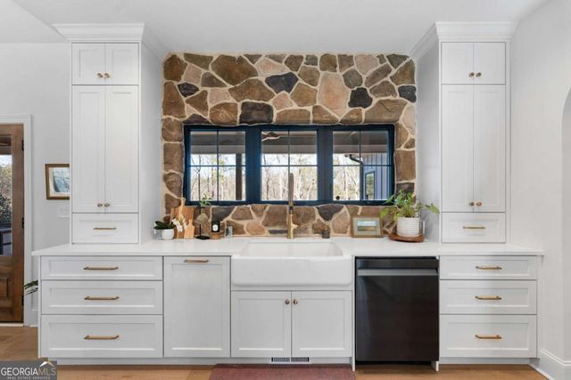 145 Moores Ferry Drive SW, Plainville, GA 30733