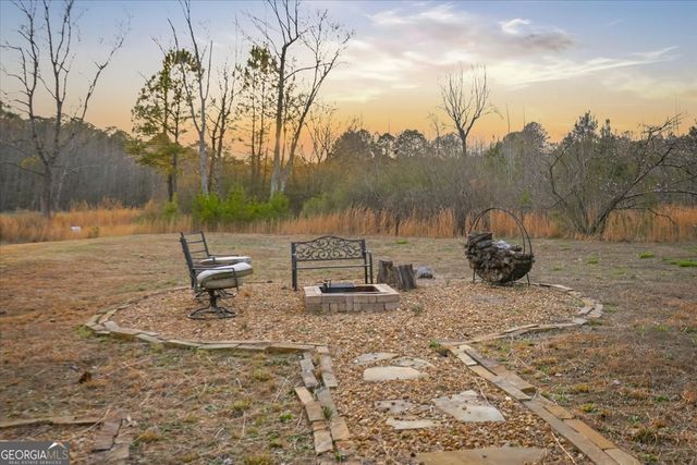 145 Moores Ferry Drive SW, Plainville, GA 30733