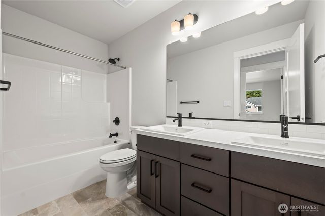 17313 82nd Avenue Ct E, Puyallup, WA 98375