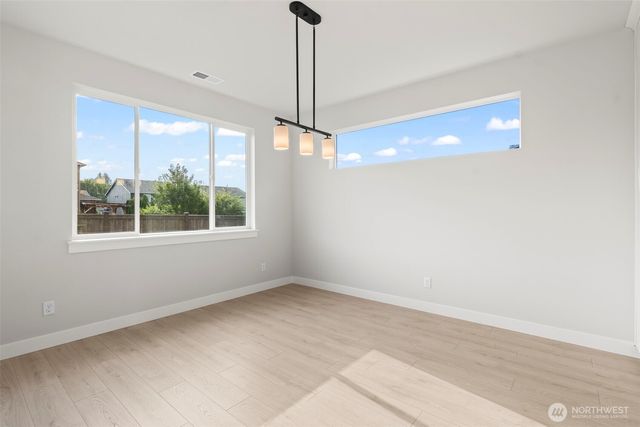 17313 82nd Avenue Ct E, Puyallup, WA 98375