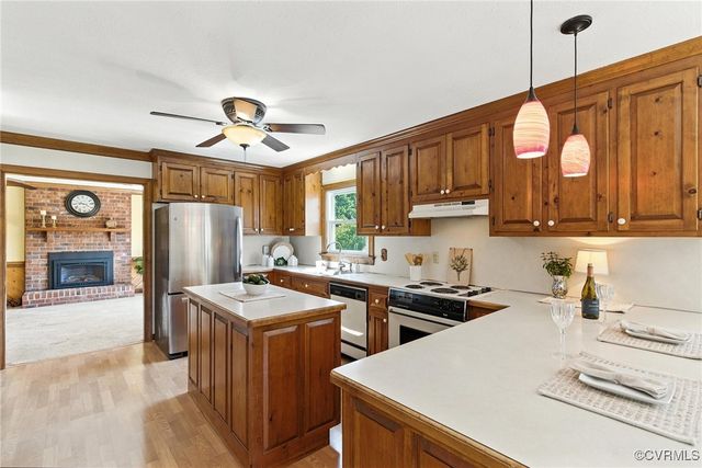 8346 Hanover Grove Blvd, Hanover, VA 23111