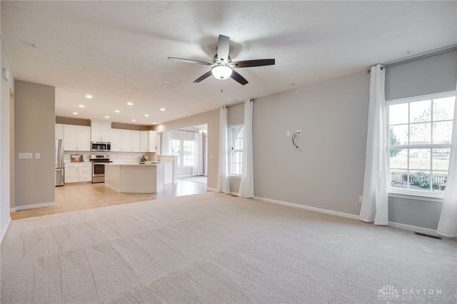 2529 Sunset Maple Drive, Tipp City, OH 45371